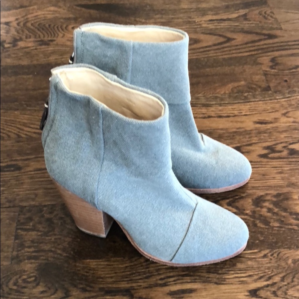 Rag and Bone in light grey linen booties